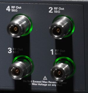 Il generatore Keysight N5186A MXG offre 4 canali di uscita ad alte prestazioni in un formato rack 2U